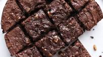 Slow-Cooker Triple Chocolate Brownies Slow-Cooker Triple Chocolate Brownies
