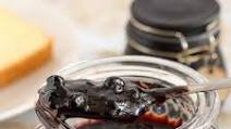 Blueberry Jam - No-Pectin (3 ingredients) Blueberry Jam - No-Pectin (3 ingredients)