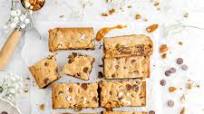Chocolate Chip Caramel and Pecan Turtle Cookie Bars Chocolate Chip Caramel and Pecan Turtle Cookie Bars