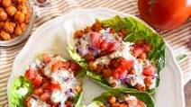 15 Minute Chickpea Wraps with Garlic Sauce 15 Minute Chickpea Wraps with Garlic Sauce