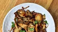 How to Sauté Mushrooms To Perfection (Garlic Butter Mushrooms) How to Sauté Mushrooms To Perfection (Garlic Butter Mushrooms)