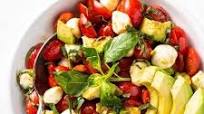 Easy Chopped Avocado Caprese Salad Recipe - Cherry Tomatoes Easy Chopped Avocado Caprese Salad Recipe - Cherry Tomatoes