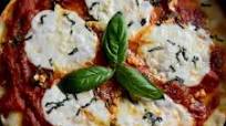 Cast Iron Margarita Pizza Cast Iron Margarita Pizza