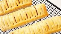 Vegan Sausage Rolls (Greggs Copycat) Vegan Sausage Rolls (Greggs Copycat)