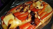 Bruschetta au poivrons chévre et miel Bruschetta au poivrons chévre et miel