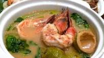 Sinigang Hipon (Shrimp in sour soup) Sinigang Hipon (Shrimp in sour soup)