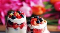 Fresh Berries with Honey Lemon Mascarpone Cream Fresh Berries with Honey Lemon Mascarpone Cream