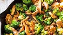 Paleo Chicken and Broccoli Stir Fry {Whole30, Keto} Paleo Chicken and Broccoli Stir Fry {Whole30, Keto}
