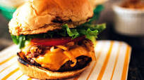 Steakhouse Cheeseburgers with Caramelized Onions Steakhouse Cheeseburgers with Caramelized Onions