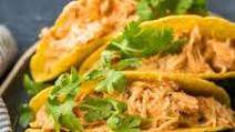 Creamy Crockpot Salsa Chicken (3 Ingredient) Creamy Crockpot Salsa Chicken (3 Ingredient)