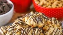 Peanut Butter Chocolate Chip Macaroons Peanut Butter Chocolate Chip Macaroons