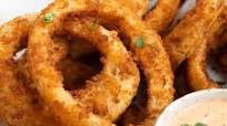 Frozen Onion Rings in Air Fryer with Bloomin' Onion Sauce Frozen Onion Rings in Air Fryer with Bloomin' Onion Sauce