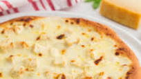 Chicken Alfredo Pizza Chicken Alfredo Pizza