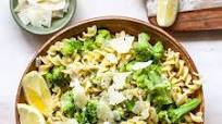 One-Pot Lemon-Broccoli Pasta with Parmesan One-Pot Lemon-Broccoli Pasta with Parmesan