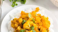 Potato Cauliflower Curry (Aloo Gobi) Potato Cauliflower Curry (Aloo Gobi)