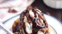 Chocolate Chip Caramel Lava Cookies Chocolate Chip Caramel Lava Cookies