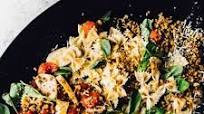 Bruschetta Chicken Pasta Salad with Walnut Parmesan Crumble Bruschetta Chicken Pasta Salad with Walnut Parmesan Crumble