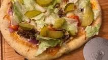 Recipe of Wolfgang Puck Deluxe hamburger pizza Recipe of Wolfgang Puck Deluxe hamburger pizza