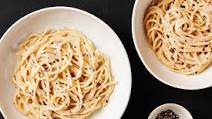 Tonnarelli a Cacio e Pepe Tonnarelli a Cacio e Pepe