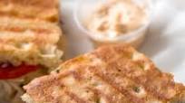 Frontega Chicken Panini Sandwich Recipe {Panera Bread Copycat} Frontega Chicken Panini Sandwich Recipe {Panera Bread Copycat}