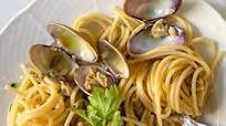 Spaghetti with Clams Recipe | Spaghetti alle Vongole Spaghetti with Clams Recipe | Spaghetti alle Vongole