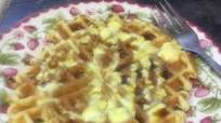 Low-Carb Waffles (3 g NET carbs) Low-Carb Waffles (3 g NET carbs)