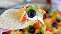 THE BEST 7-LAYER DIP THE BEST 7-LAYER DIP
