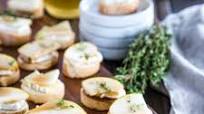Brie and Pear Crostini with Honey-Balsamic Glaze Brie and Pear Crostini with Honey-Balsamic Glaze