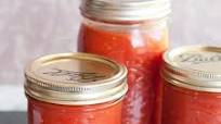 How To Make Tomato Sauce with Fresh Tomatoes How To Make Tomato Sauce with Fresh Tomatoes
