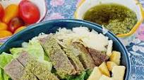 Simple Steak Salad With Chimichurri Sauce Simple Steak Salad With Chimichurri Sauce