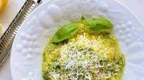 Pesto Spaghetti Squash Pesto Spaghetti Squash