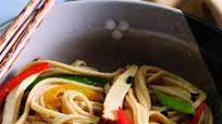 Stir-Fried Noodles with Green Tea Stir-Fried Noodles with Green Tea