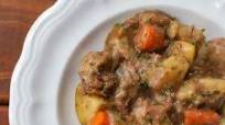 Easy Beef Stew in the Slow Cooker Easy Beef Stew in the Slow Cooker