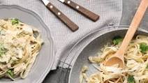 Creamy Chicken and Broccoli Pasta Creamy Chicken and Broccoli Pasta