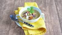 Pariser Schälerbsensuppe Pariser Schälerbsensuppe
