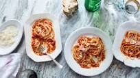 Quick 5-Ingredient Tomato Sauce Quick 5-Ingredient Tomato Sauce