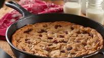 Chocolate Chunk Cast-Iron Skillet Cookie Chocolate Chunk Cast-Iron Skillet Cookie