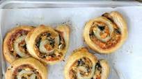 Olive Bruschetta Pinwheels Olive Bruschetta Pinwheels