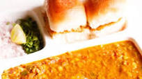 Pav Bhaji Recipe (2 Ways) Pav Bhaji Recipe (2 Ways)