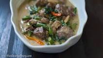 Ginataang Baka – Beef in Coconut Milk with Green Beans and Spinach Ginataang Baka – Beef in Coconut Milk with Green Beans and Spinach