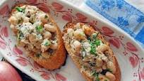 White Bean Crostini White Bean Crostini
