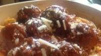 Filipino-style Spaghetti with Meatballs Filipino-style Spaghetti with Meatballs