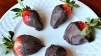 EASY Dark Chocolate Covered Strawberries EASY Dark Chocolate Covered Strawberries