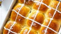 Brioche Hot Cross Buns (VIDEO) Brioche Hot Cross Buns (VIDEO)