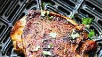 Crispy air fryer turkey thighs Crispy air fryer turkey thighs
