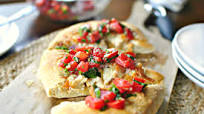 Grilled Chicken and Tomato Basil Bruschetta Pizza Grilled Chicken and Tomato Basil Bruschetta Pizza