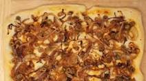 Coca (Spanish Flatbread Pizza) Coca (Spanish Flatbread Pizza)