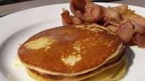 Simple Bisquick Pancakes Simple Bisquick Pancakes