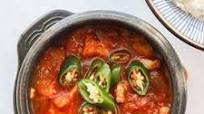 Pork Kimchi Jjigae - Kimchi Stew (30 min) Pork Kimchi Jjigae - Kimchi Stew (30 min)