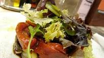 Peperoni e melanzane arrosto con insalata fresca Peperoni e melanzane arrosto con insalata fresca